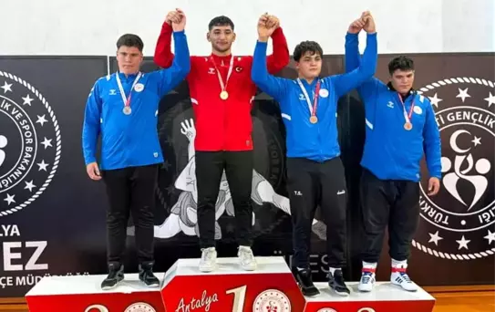 Manavgatlı Güreşçiler, Amatör Spor Haftası'nda İki Şampiyonluk Kazandı