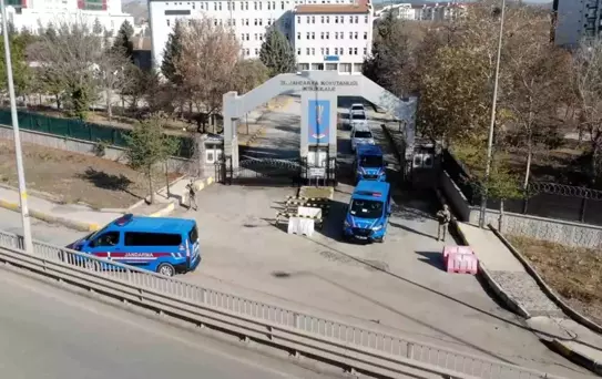 Üniversiteli gençleri zehirleyeceklerdi! Sevkiyat son anda engellendi