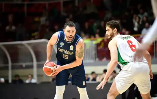 Çayırova Belediyesi, Yalovaspor'u 95-83 Yenerek Dörtte Dört Yaptı