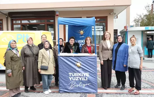 AK Parti Edirne Kadın Kolları Üye Kayıtlarına Devam Ediyor