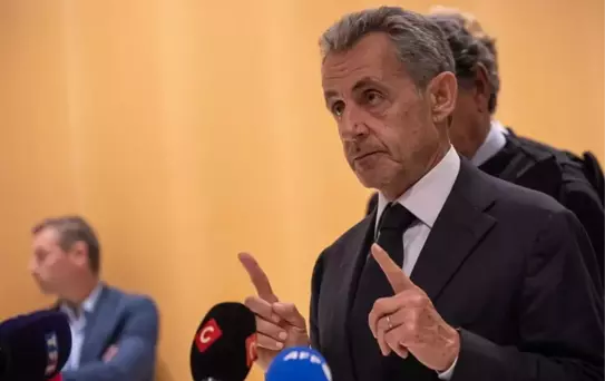 Sarkozy, Cezaevine Girecek