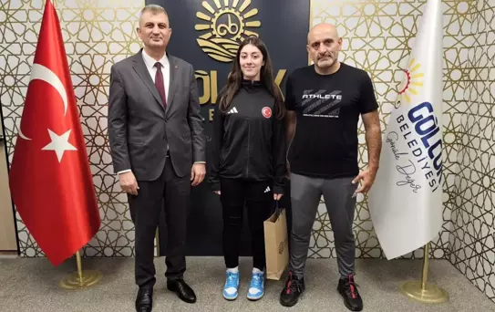Berra Ceylan, Dracula Open'da Türkiye'yi Temsil Edecek