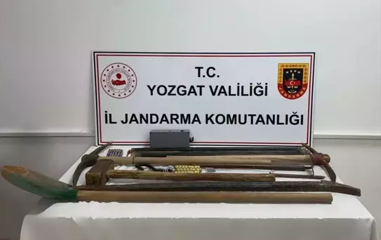 Yozgat'ta İzinsiz Kazı Yapan 5 Kişi Yakalandı