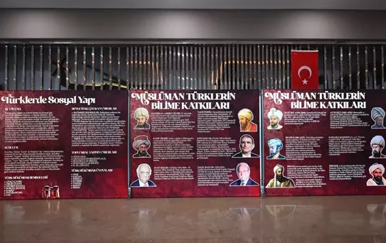 Başkentte Türk-İslam medeniyetine ışık tutan 'Kırmızı Çehreliler' sergisi açıldı