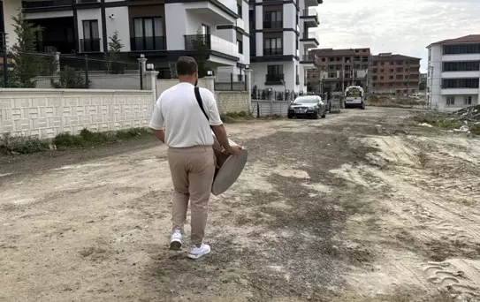 Müzisyen Çelik'ten Yola Mani