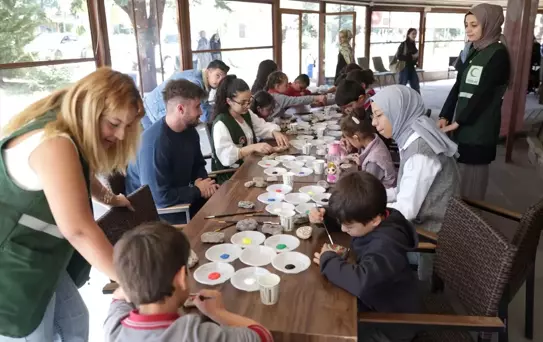 Köy Okullarında Çocuk Şenliği