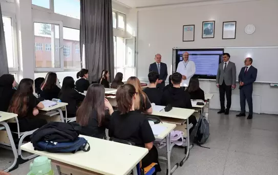 Vali Erol Ordu Lisesi'ni Ziyaret Etti