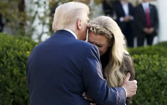 Trump, Hayatını Kaybeden Aktivist Kirk'e Gıyaben Madalya Verdi