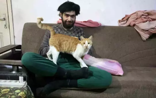 3 yıldır tırnaklarını kesmeyen ve duş almayan gencin eski hali ortaya çıktı
