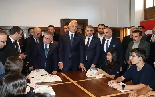 Sivas'ta Yeni Halk Kütüphanesi Açıldı