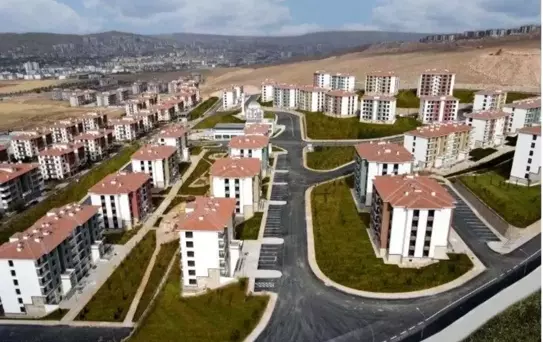 Manisa'ya 7 Bin 80 Yeni Konut Müjdesi