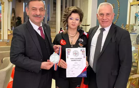 Denizli'li Kuaför Nilgün Keser, Dünya Kupası'nda İkinci Oldu
