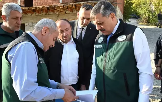 Vali Çiftçi, Tortum ve Uzundere'de İncelemelerde Bulundu