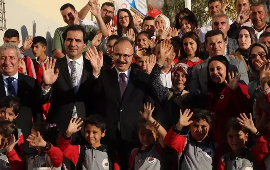 Siirt'te 'Şehitler Kütüphanesi' törenle açıldı