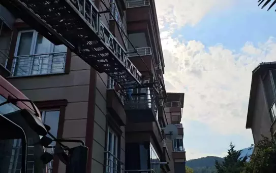 Cide'de Yaşlı Kadın Evinde Ölü Bulundu