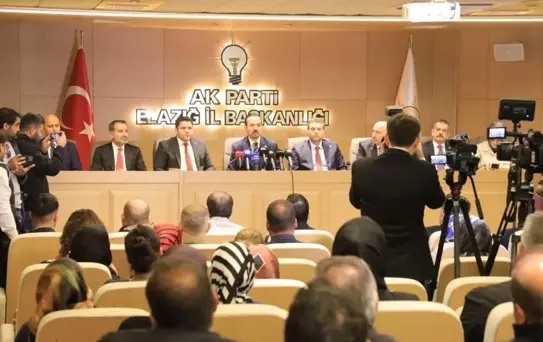 Kürşad Zorlu: Ana Muhalefet Popülizme ve Şikayet Siyasetine Odağlandı