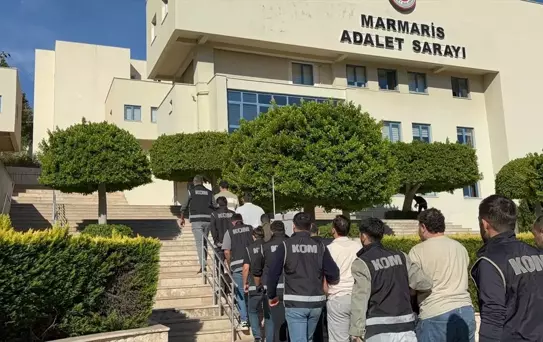 Marmaris'te FETÖ'ye Yönelik Kaçakçılık Operasyonu