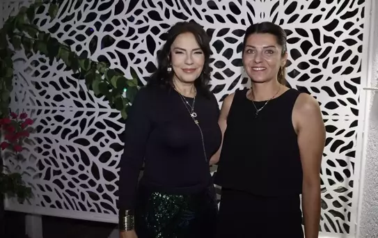 Yeşim Salkım'dan Kız Çocuklarına Destek Konseri