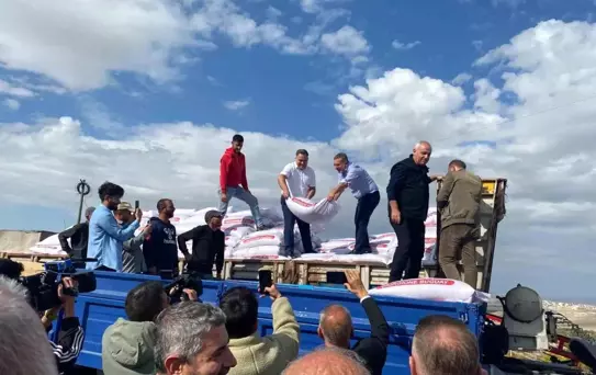 Sincan Belediyesi, Çiftçilere Yüzde 75 Hibeli Buğday Tohumu Desteği Verdi