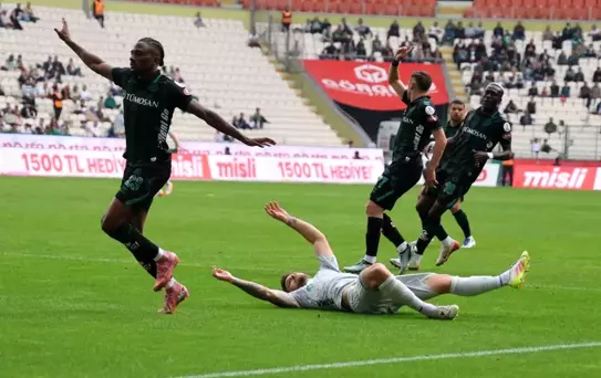 Kocaelispor İlk Yarıda Önde