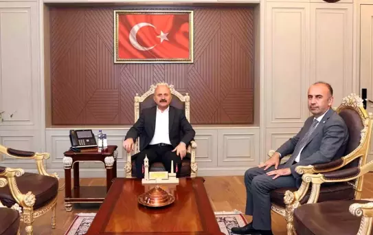 Vali Varol, Rektör Keleş'i Ziyaret Etti