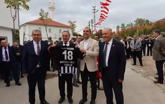 Kayıören köy konağı törenle açıldı