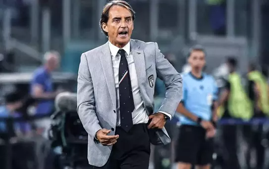 Roberto Mancini Premier Lig'e geri dönüyor