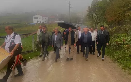 Çatak Köyü'nde Grup Yolu Tamamlandı