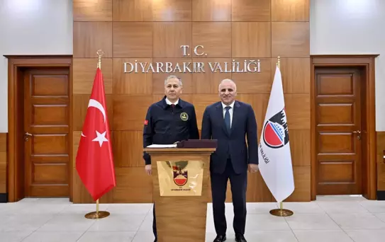 Bakan Yerlikaya'dan Diyarbakır Ziyareti