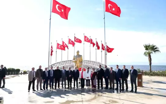 Darıca'da Muhtarlar Günü Kutlandı