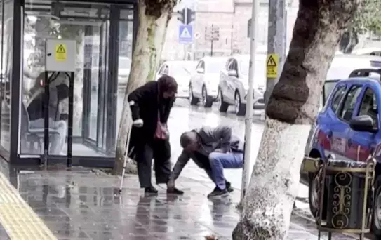 Amasya'da Annesine Sahip Çıkan Evlat