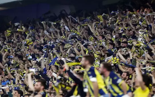 Kazanılan maç sonrası ortalık karıştı! Fenerbahçe taraftarı takımın başında o hocayı görmek istiyor 