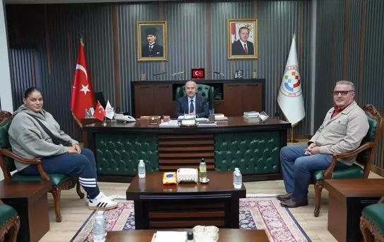 Havvanur Kethüda'dan Rektör Aşıkkutlu'ya Ziyaret