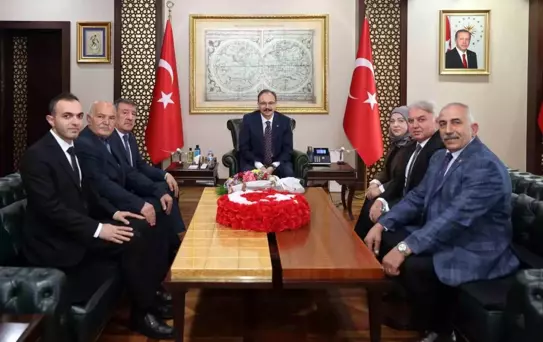 Siirt'te 19 Ekim Muhtarlar Günü Etkinliği Düzenlendi