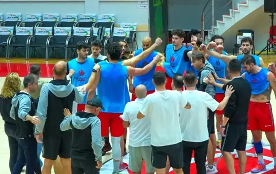 Aliağa Petkimspor, AEK Larnaca'ya Konuk Oluyor