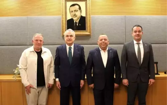 CHP'li Başkanların AK Parti Milletvekiline Sürpriz Ziyareti