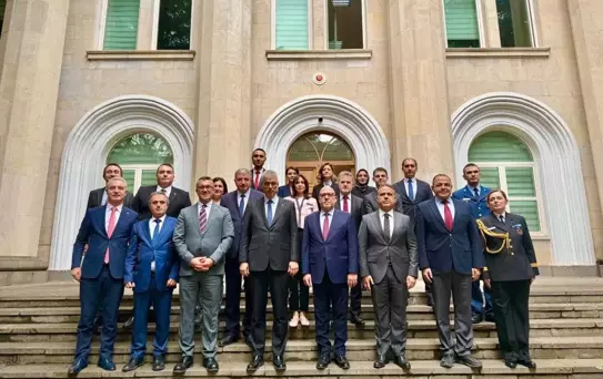 Bakan Memişoğlu Tiflis Büyükelçiliği'ni Ziyaret Etti