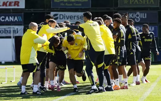 Fenerbahçe, Stuttgart Maçı Hazırlıklarını Sürdürüyor