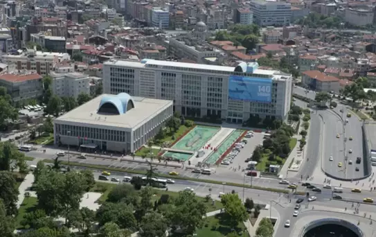 İBB'ye yönelik 'yolsuzluk' soruşturmasında 200'den fazla kişi ifadeye çağrıldı