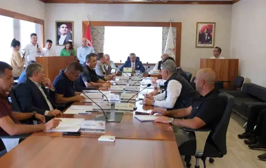 Kemer Belediyesi'nde 2026 Mali Yılı Bütçe Tasarısı oy birliğiyle kabul edildi