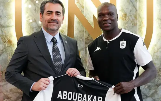 Neftçi Bakü, Vincent Aboubakar'ı kadrosuna kattı