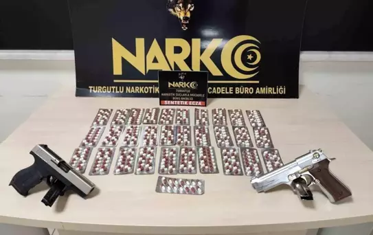 Turgutlu'da Uyuşturucu Operasyonu: 3 Tutuklama