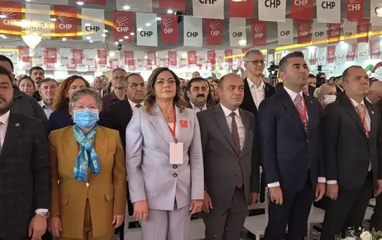 CHP'de İhanet İddiaları ve Disiplin Kurulu Eleştirisi