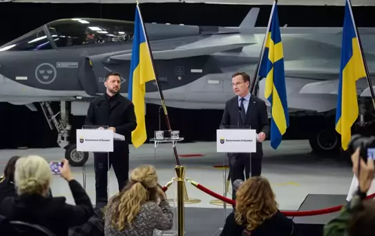 Ukrayna, İsveç'ten Gripen Uçakları Alacak