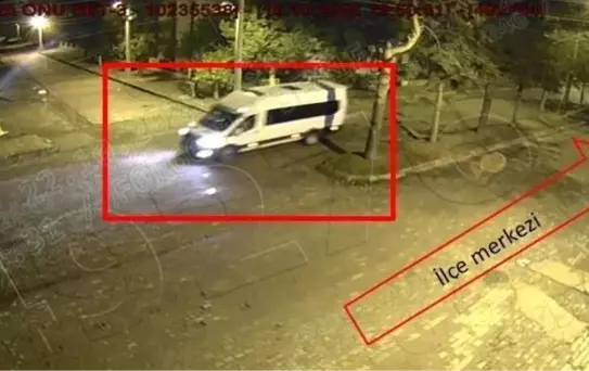 Kastamonu'da Trafik Kazası: Minibüs Sürücüsü Tutuklandı