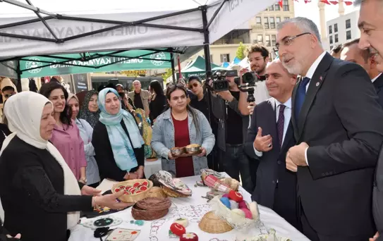 Bakan Işıkhan: 'AK Parti, 23 yılda her il ve ilçeye sayısız eser kazandırdı'