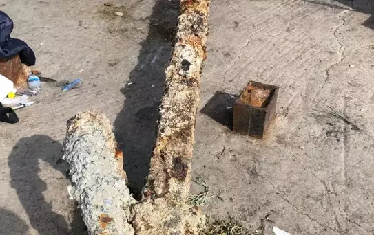 Ezine'de Balıkçıların Ağına 3 Tonluk Çapa Takıldı