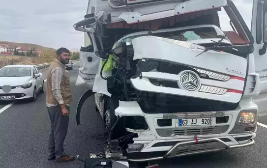 Kulu'da Tır Kazası: 1 Yaralı