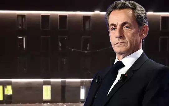 Sarkozy hapishanedeki ilk gecesinde kabusu yaşadı: Kaddafi'yi sen öldürdün