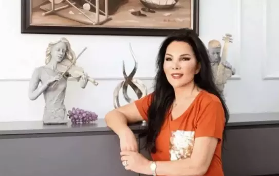 Ünlü oyuncu Neşe Aksoy 62 yaşında hayatını kaybetti